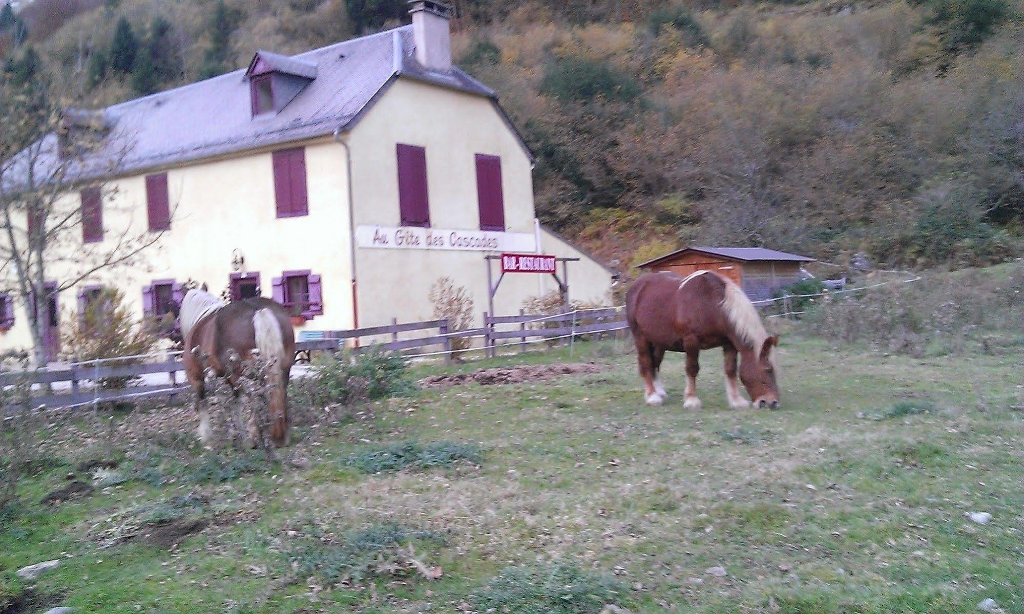 Gite Auberge Les Cascades La Mongie Eksteriør billede