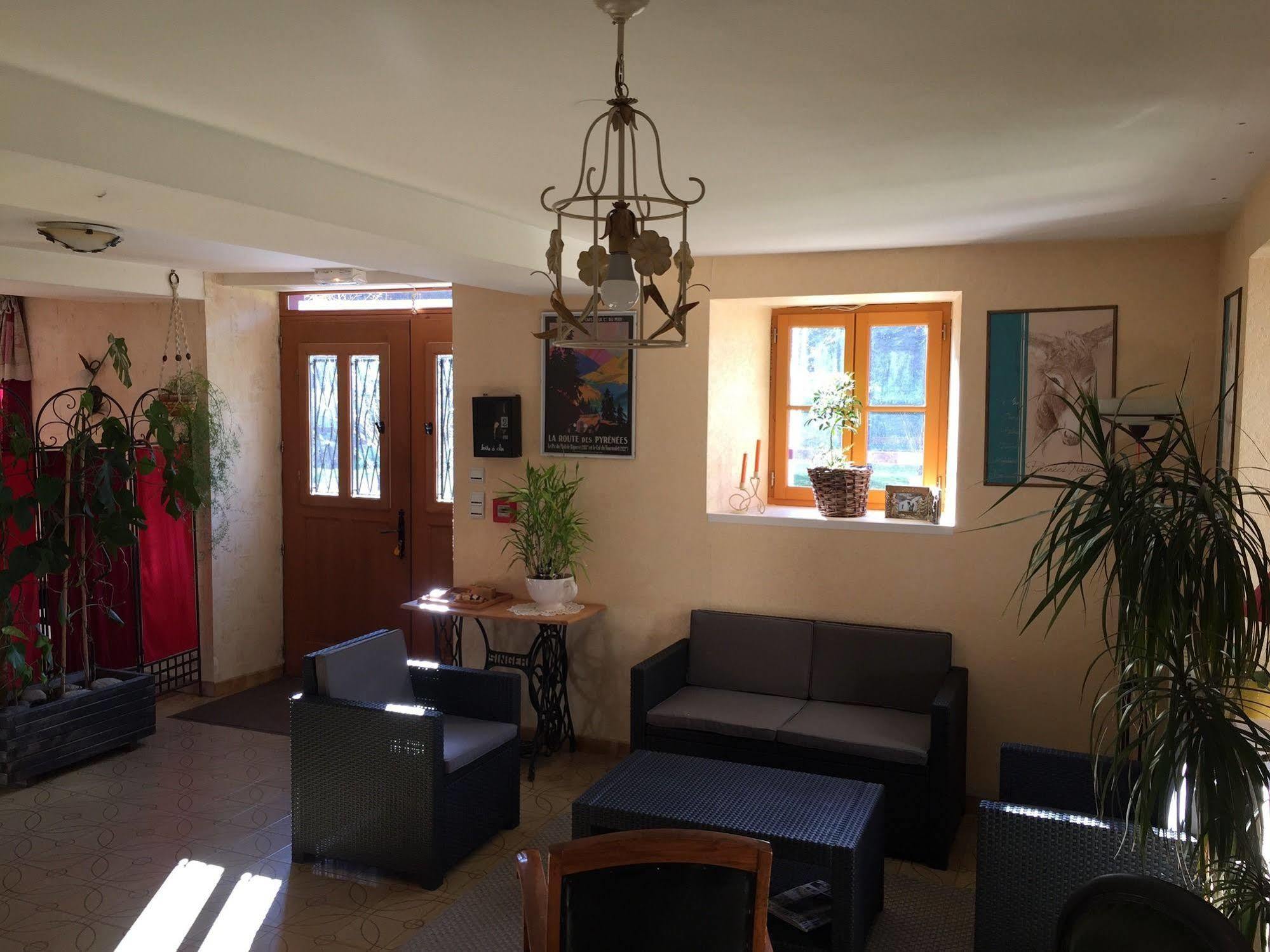 Gite Auberge Les Cascades La Mongie Eksteriør billede